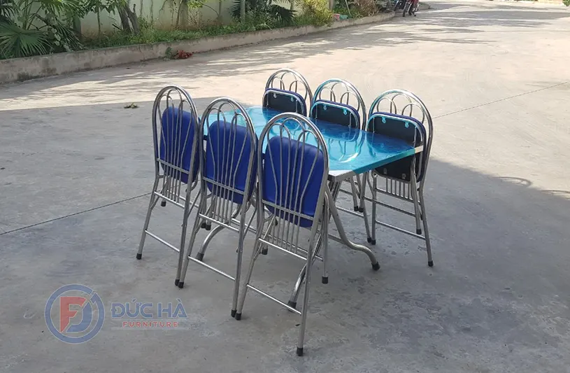 Bàn ghế inox tại Ninh Thuận