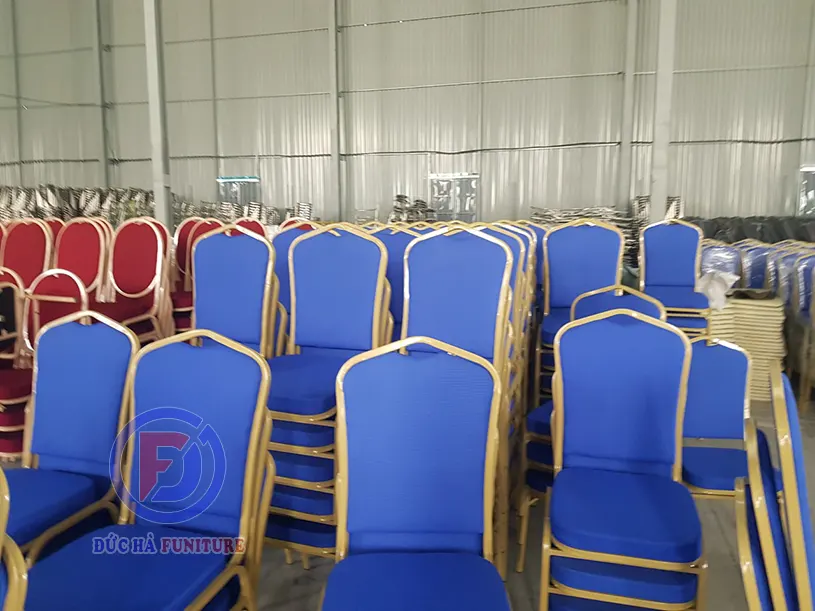 bàn ghế sắt sơn tĩnh điện tại Đồng Nai